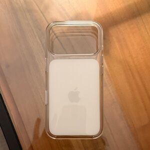 Apple Transparent iPhone Case with White MagSafe